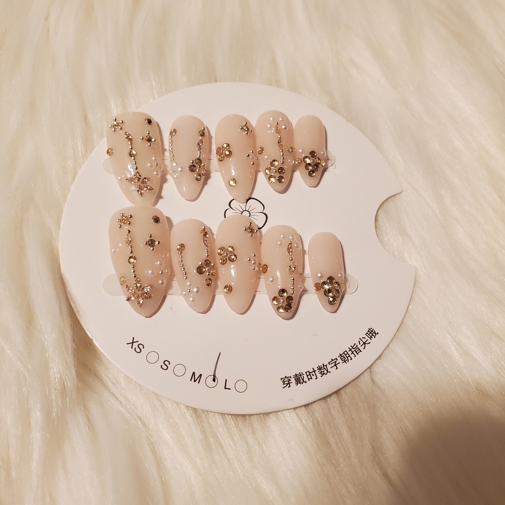 Snowflake Nude Press-On Nails with Glitter Size M GUC
